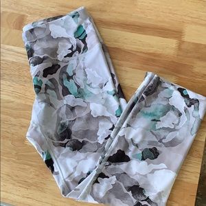 Apana floral leggings